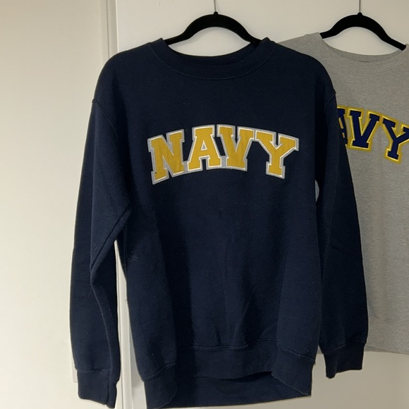 Crew necks - Picture 3 of 7